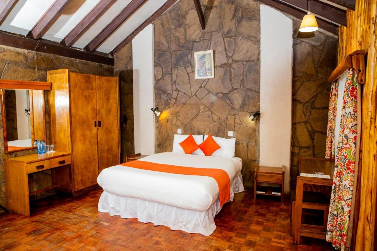 Naro Moru River Lodge エクステリア 写真