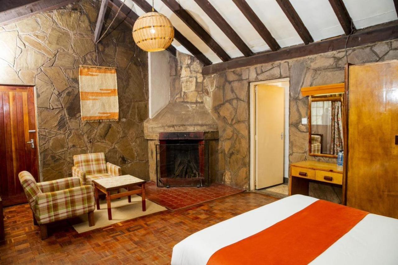 Naro Moru River Lodge エクステリア 写真